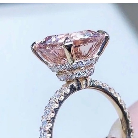 18K Rose Gold Morganite Stunning Ring - Picture 6 of 10
